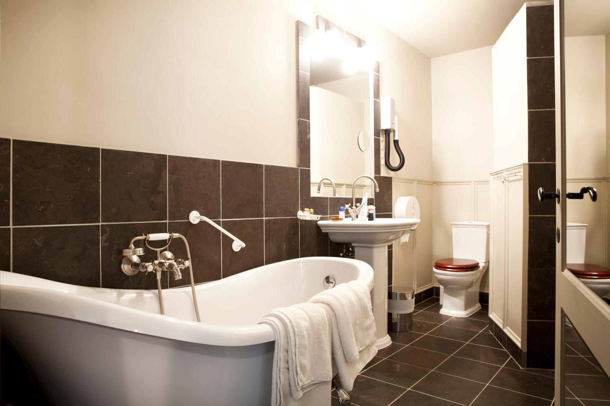 Thermae Grimbergen Hotel ภายนอก รูปภาพ